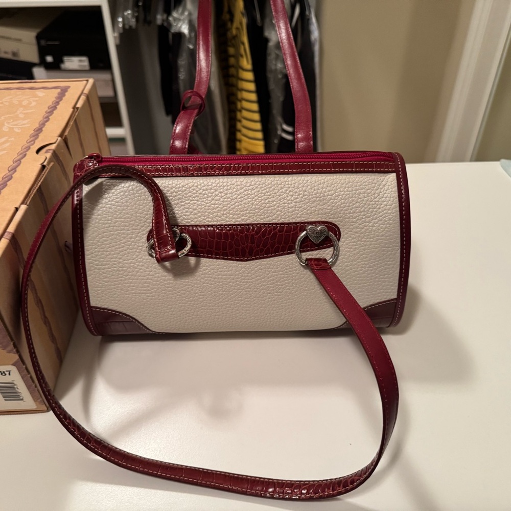 NWT Brighton Joy purse and matching wallet. Color cream and burgundy